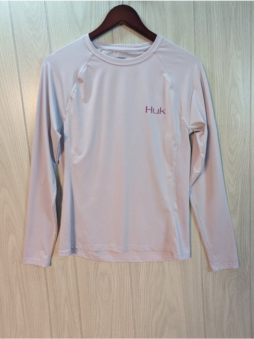Huk Performance Women's Fishing Sun Shirt Long Sleeve Large Quick Dry Purple